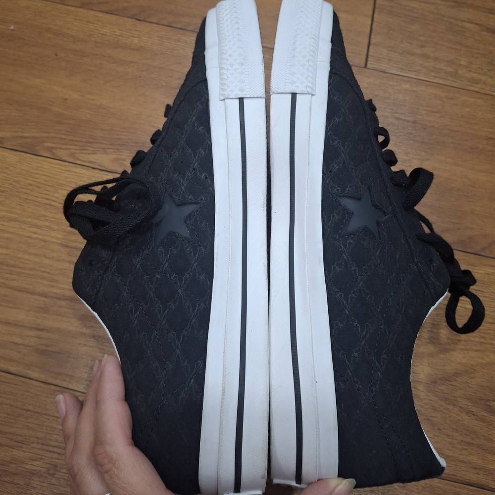 Converse Black Quilted Star Men's Shoes - Picture 6 of 8